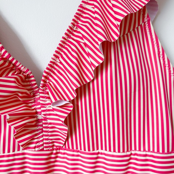 Red and Cream Striped One Piece Pinup Style Swimsuit Size XL - Picture 3 of 3